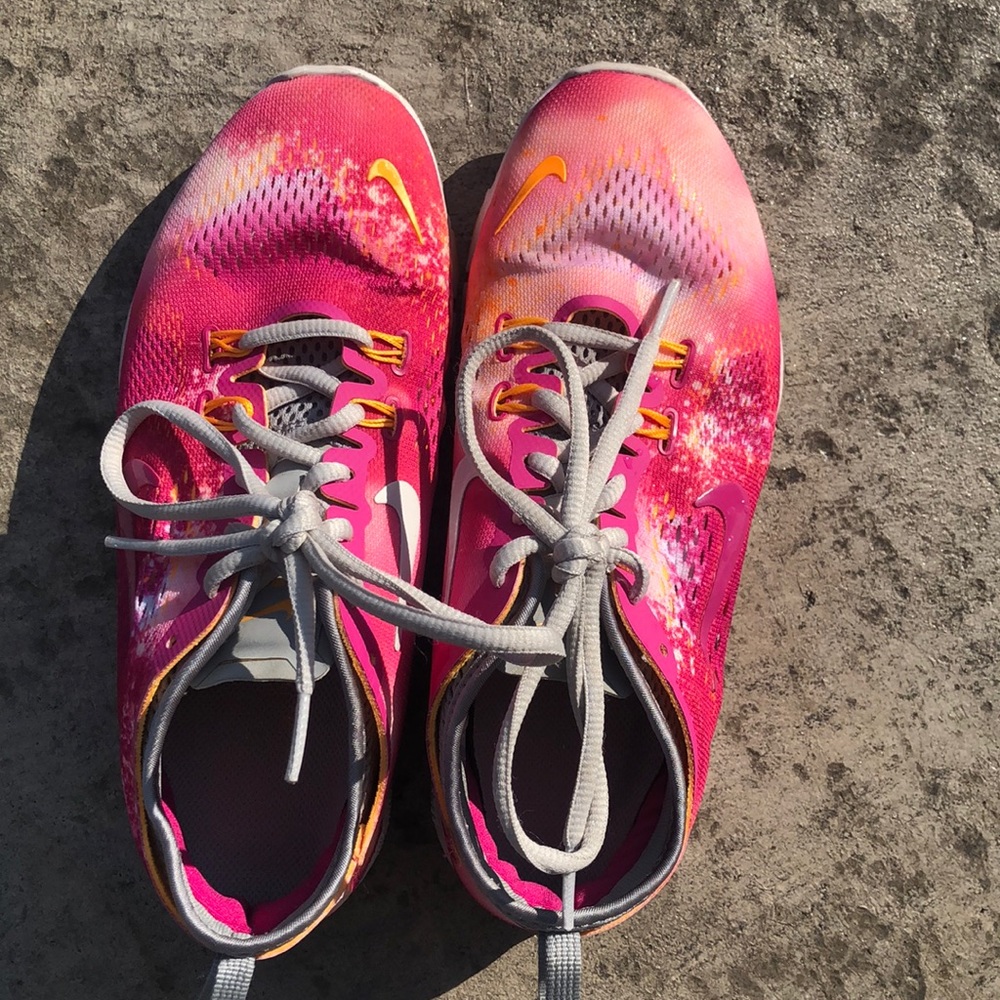 Woman’s Nike free 5.0 training shoes